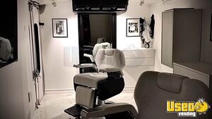 2013 E-450 Mobile Hair Salon Truck Mobile Hair Salon Truck Electrical Outlets Nevada Gas Engine for Sale