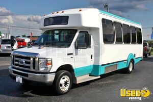 2013 E-450 Shuttle Bus Shuttle Bus Air Conditioning Kentucky Gas Engine for Sale