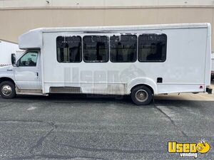 2013 E-450 Shuttle Bus Shuttle Bus Interior Lighting Maryland Gas Engine for Sale