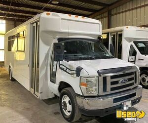 2013 E-450 Shuttle Bus Shuttle Bus Louisiana Gas Engine for Sale