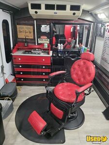 2013 E350 Mobile Hair & Nail Salon Truck 13 Florida Gas Engine for Sale