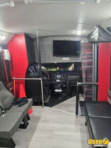 2013 E350 Mobile Hair & Nail Salon Truck 18 Florida Gas Engine for Sale