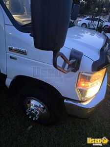 2013 E350 Mobile Hair & Nail Salon Truck 21 Florida Gas Engine for Sale