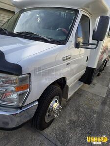 2013 E350 Mobile Hair & Nail Salon Truck Backup Camera Florida Gas Engine for Sale