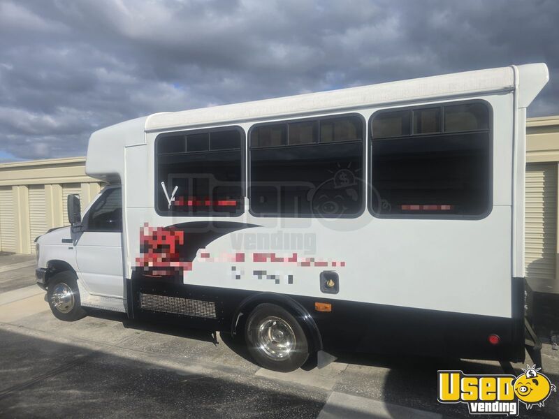 2013 E350 Mobile Hair & Nail Salon Truck Florida Gas Engine for Sale