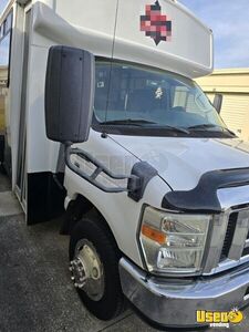 2013 E350 Mobile Hair & Nail Salon Truck Interior Lighting Florida Gas Engine for Sale