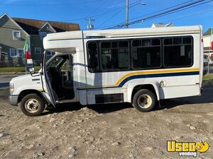 2013 E350 Shuttle Bus Shuttle Bus 4 Connecticut Gas Engine for Sale