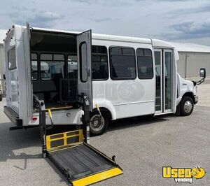 2013 E350 Shuttle Bus Tennessee Gas Engine for Sale