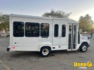 2013 E350 Super Duty Cargo Van 3d Shuttle Bus Shuttle Bus Wheelchair Lift California for Sale