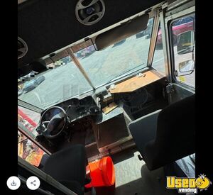 2013 E450 All-purpose Food Truck Stainless Steel Wall Covers Virginia Gas Engine for Sale