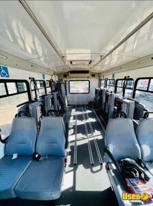 2013 E450 Shuttle Bus Shuttle Bus Wheelchair Lift California Gas Engine for Sale