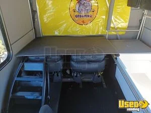 2013 F250 Mobile Pet Grooming Truck Pet Care / Veterinary Truck Additional 1 Florida Gas Engine for Sale