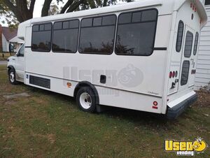 2013 F450 Shuttle Bus 8 Michigan Gas Engine for Sale