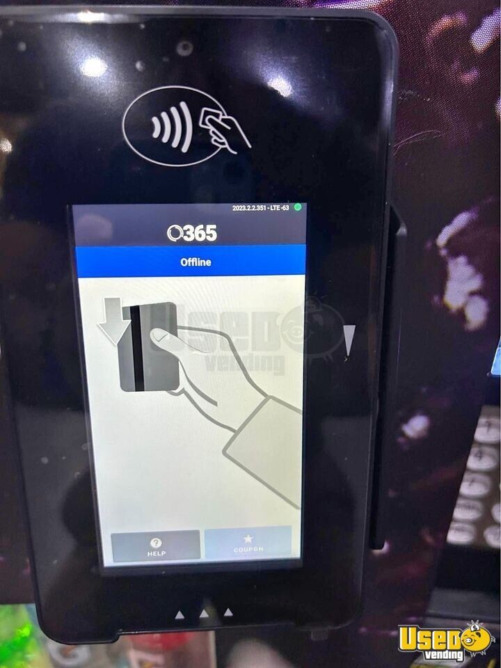 10 Vendtech Snack and Drink Combo 8 Entree Merchandisers For Sale in