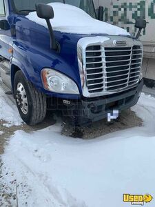 2013 Freightliner Semi Truck 12 Alberta for Sale