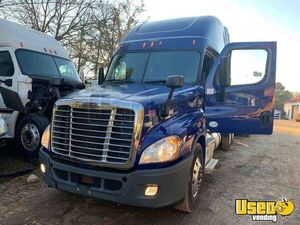 2013 Freightliner Semi Truck Alberta for Sale
