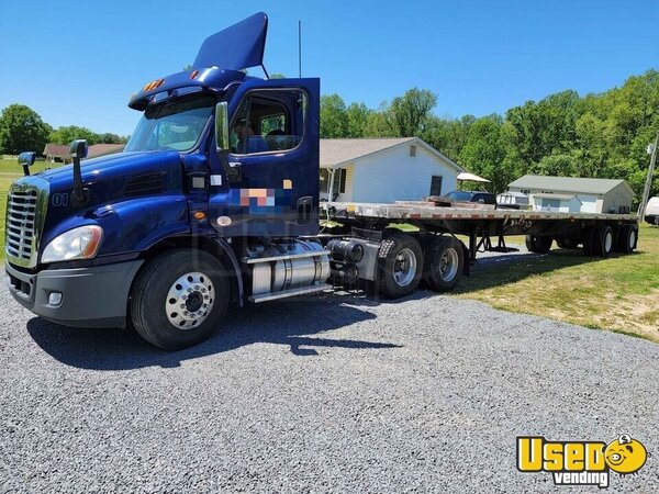 2013 Freightliner Semi Truck Roof Wing Virginia for Sale