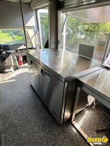 2013 Glaval All-purpose Food Truck Insulated Walls Florida Gas Engine for Sale