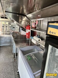 2013 Glaval All-purpose Food Truck Stainless Steel Wall Covers Florida Gas Engine for Sale