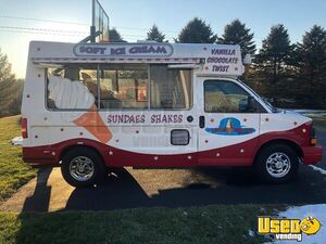 2013 Ice Cream Truck Ice Cream Truck Pennsylvania Gas Engine for Sale