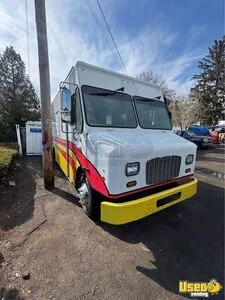 2013 M2 All-purpose Food Truck Cabinets New York Diesel Engine for Sale