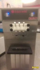 5 - 2013 SaniServ Soft Serve Ice Cream & Yogurt Machines for Sale in Iowa!!!