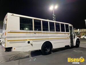 2013 Shuttle Bus Shuttle Bus 4 California Diesel Engine for Sale