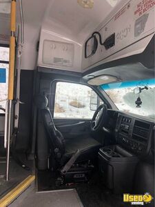2013 Shuttle Bus Shuttle Bus Wheelchair Lift Idaho Diesel Engine for Sale