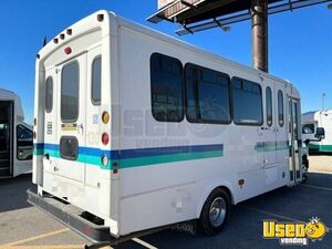 2013 Shuttle Bus Shuttle Bus Wheelchair Lift Texas Gas Engine for Sale