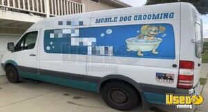 2013 Springer 250 Dog Grooming Truck Pet Care / Veterinary Truck California Diesel Engine for Sale