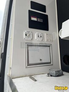 2013 Sprinter350 Pet Care / Veterinary Truck Transmission - Automatic Florida Diesel Engine for Sale