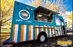 2013 Utilimaster Kitchen Food Truck All-purpose Food Truck Alberta for Sale