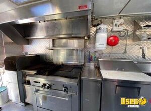 2013 Utilimaster Kitchen Food Truck All-purpose Food Truck Refrigerator Alberta for Sale