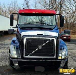 2013 Vnl Volvo Semi Truck 2 Massachusetts for Sale