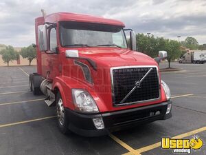 2013 Vnl Volvo Semi Truck 2 Missouri for Sale