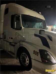 2013 Vnl Volvo Semi Truck 6 Illinois for Sale