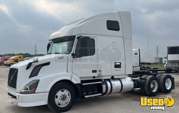 2013 Vnl Volvo Semi Truck Massachusetts for Sale