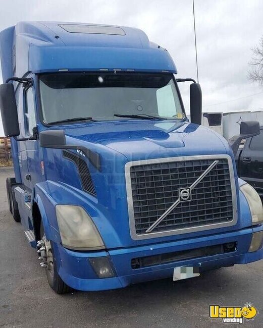 2013 Vnl Volvo Semi Truck Minnesota for Sale