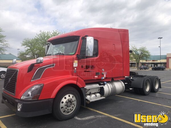 2013 Vnl Volvo Semi Truck Missouri for Sale