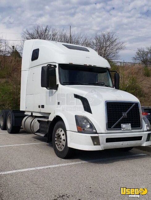 2013 Vnl Volvo Semi Truck Missouri for Sale