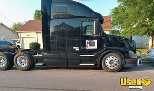2013 Vnl Volvo Semi Truck Tennessee for Sale