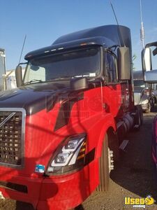2013 Vnl Volvo Semi Truck Under Bunk Storage New Jersey for Sale