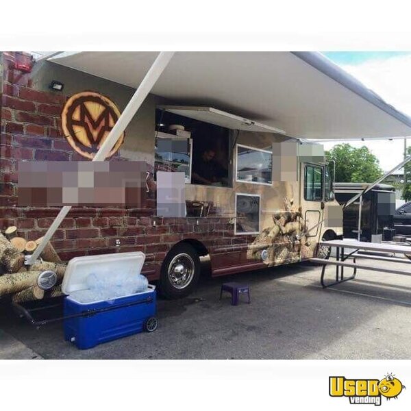 2014 2001 Workhorse Pizza Food Truck Stainless Steel Wall Covers Florida Diesel Engine for Sale