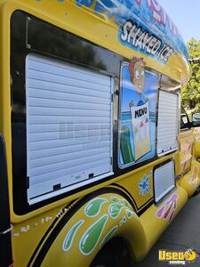 2014 2500 Chev Transit Van Snowball Truck Diamond Plated Aluminum Flooring California Gas Engine for Sale