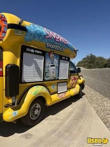 2014 Chevrolet Express Snowie Snowball /Shaved Ice Truck with Solar Panel and HCD Insignia for Sale in California!