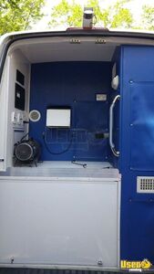 2014 3500 Sprinter Pet Care / Veterinary Truck Solar Panels Maryland Diesel Engine for Sale