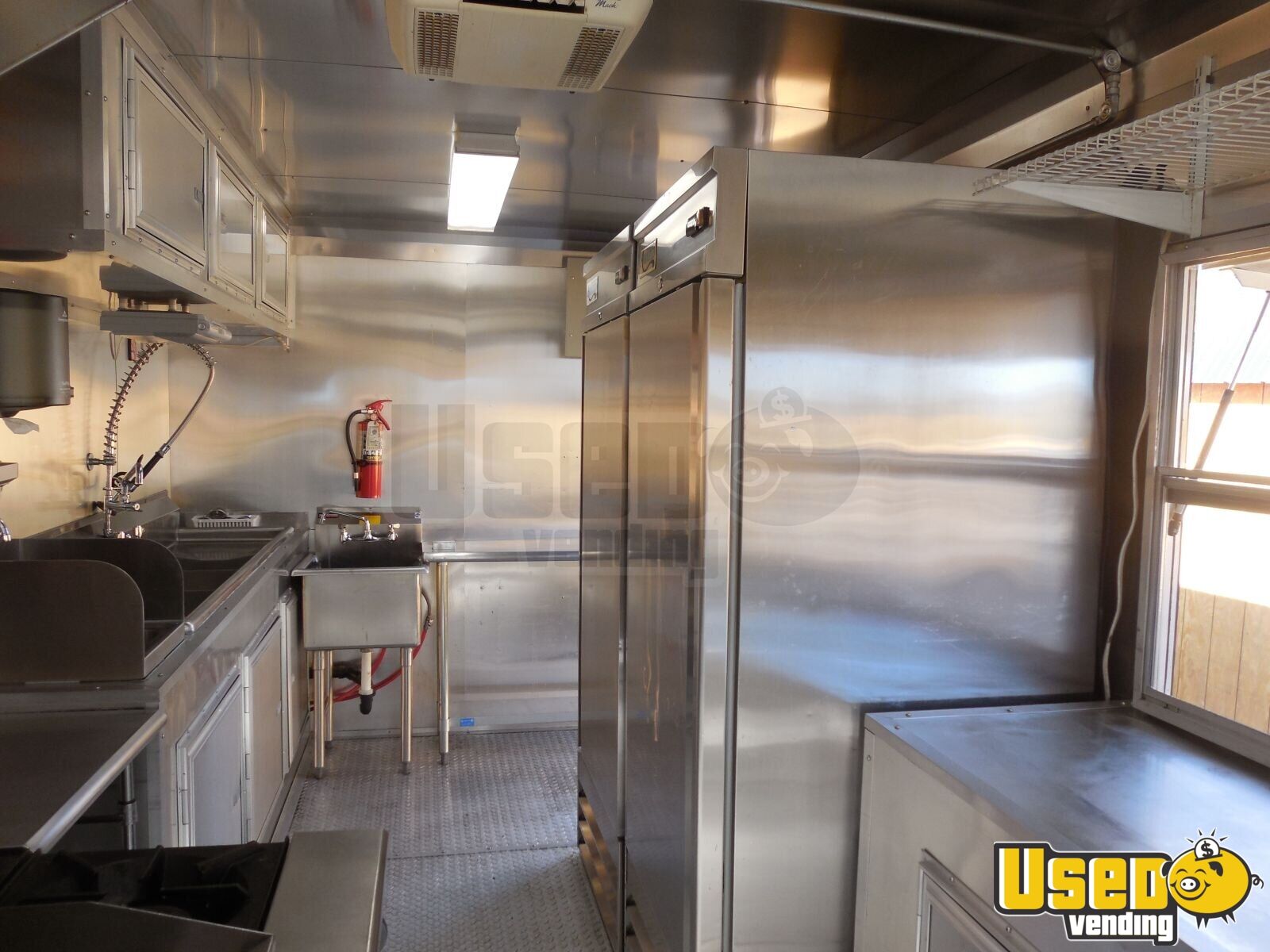 2014 8.5' x 24' Barbecue Kitchen Food Concession Trailer with Screened