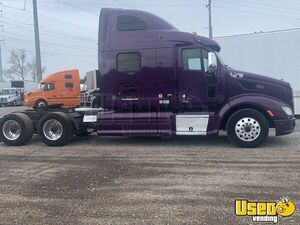 2014 587 Peterbilt Semi Truck Illinois for Sale