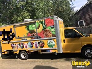 2014 Box Truck Smoothie Truck Coffee & Beverage Truck Removable Trailer Hitch North Carolina Gas Engine for Sale