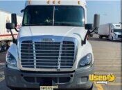 2014 Cascadia Freightliner Semi Truck 5 New Jersey for Sale